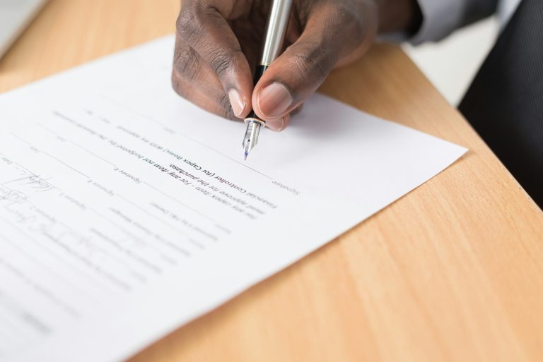 Déclaration sur l'honneur remplie par le dirigeant d'une entreprise candidate