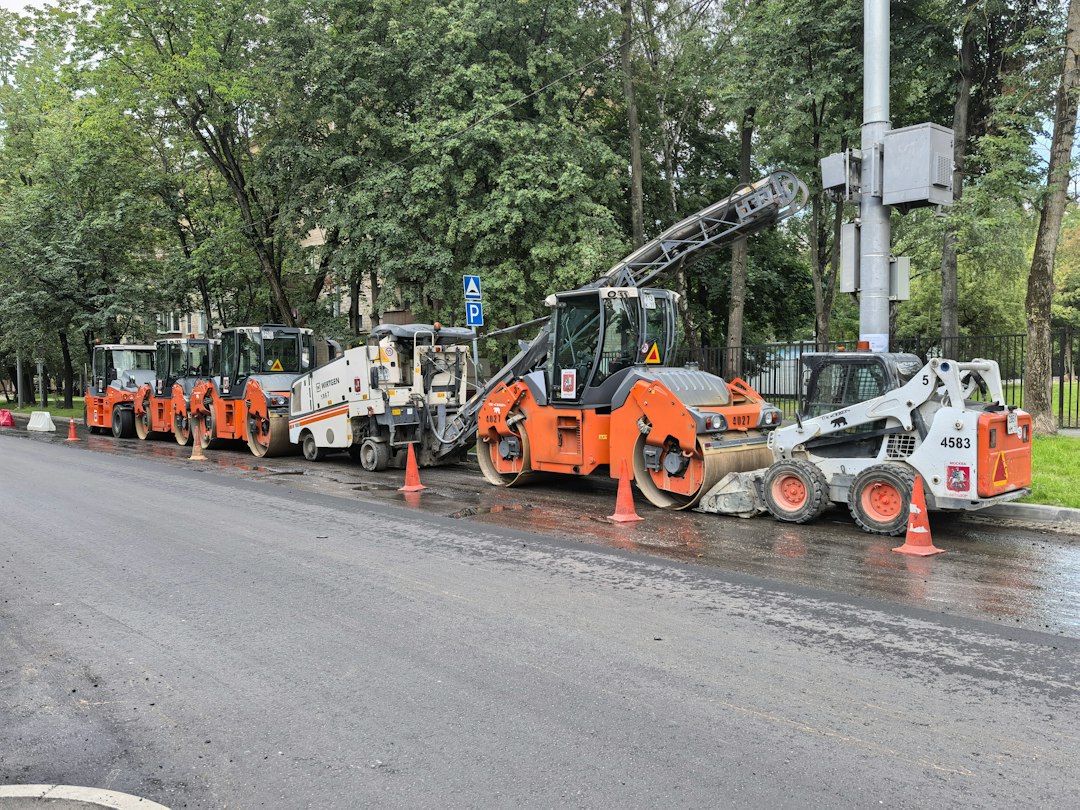 Chantier à l'arrêt après une crue, cas typique de force majeure en marché public