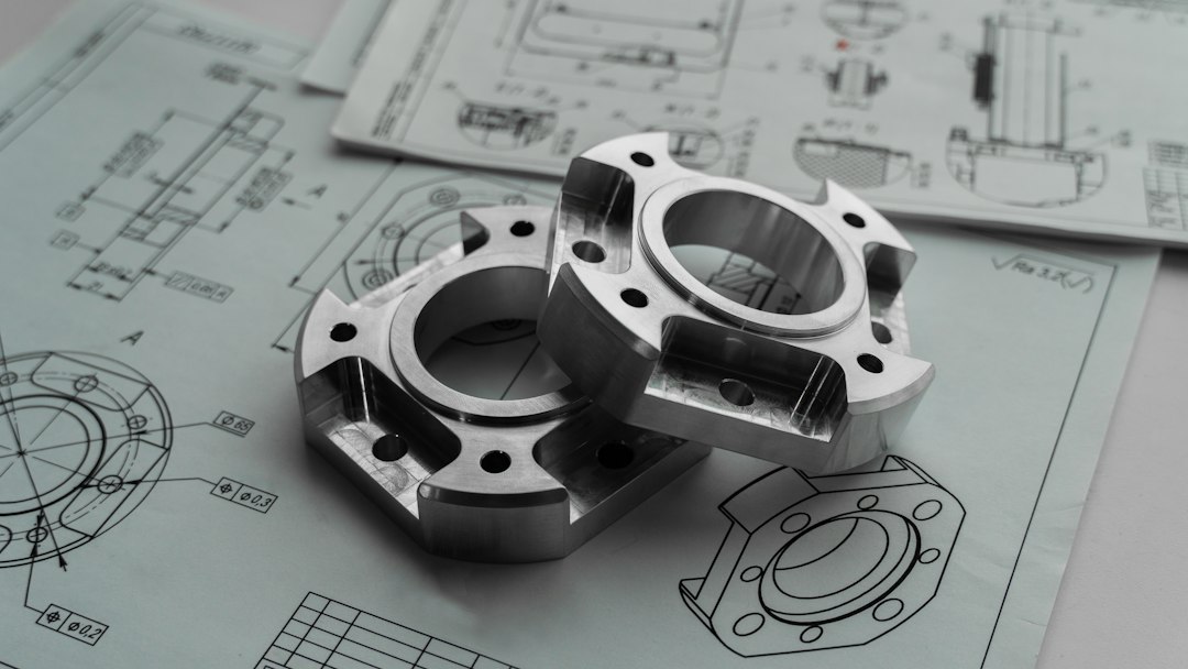 Pièces décrites par des exigences de performance au lieu de citer une marque