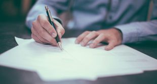Signature d'un contrat après la mise au point du marché public