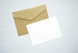 Courrier et enveloppe : rédiger la mise en demeure du titulaire d'un marché public