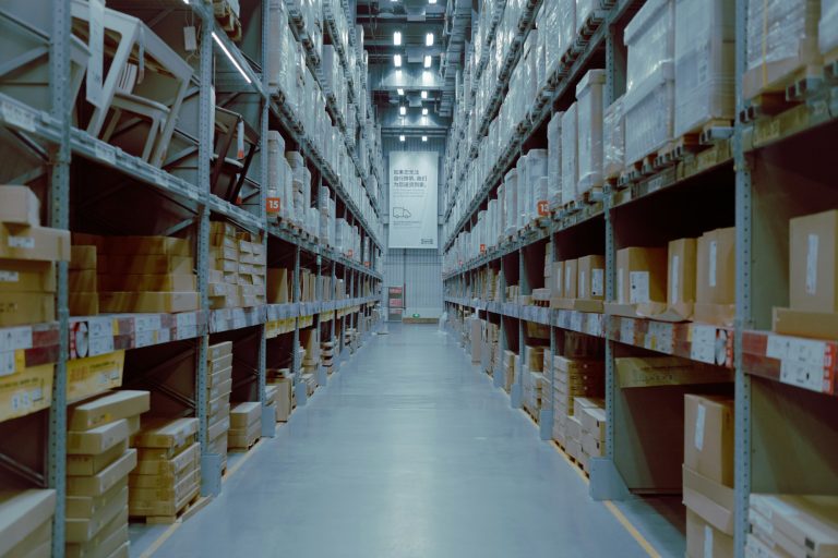 Rayonnages de fournitures : suivre la consommation d'un accord-cadre jusqu'à son montant maximum
