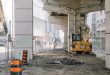 Engins de chantier à l'arrêt : suspendre l'exécution du marché en cas d'impayé