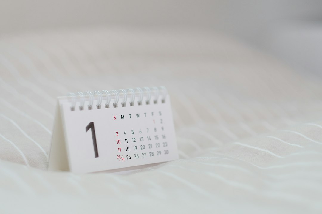 Calendrier mensuel d'une consultation publique
