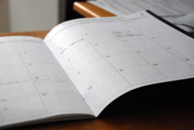 Calendrier pour fixer le délai de remise des offres d'un marché public
