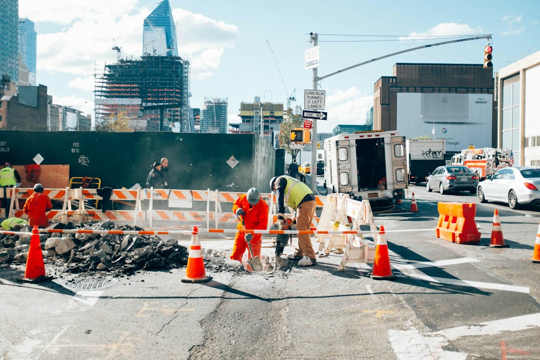 intempéries sur un chantier public et prolongation des délais