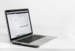Signature électronique de l'offre : ordinateur portable prêt pour le dépôt sur un profil d'acheteur